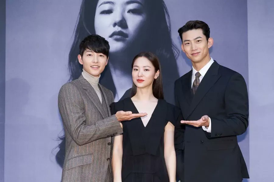 fans0212's tweet photo. Joong Ki with 2PM members.

1. Friend with Junho (he attend JK fanmeet)
2. Arthdal Chronicles (with Nichkhun)
3. Vincenzo (with Taecyeon)

#SongJoongKi #JoongKi #2pm #Junho #Nichkhun #Taecyeon #DreamTeam #ArthdalChronicles #Vincenzo #Saya #Rottip #Vincenzo #Junwoo https://t.co/dywVbtoQhU