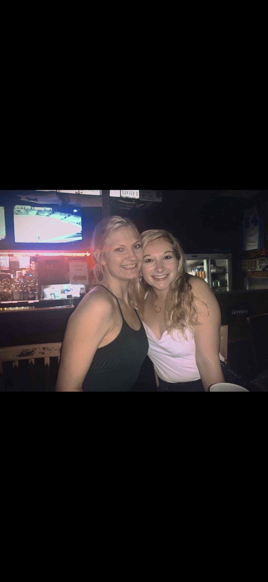 a_rew22's tweet photo. #BestBarDana my happy place 💗 https://t.co/4sC98YByNm