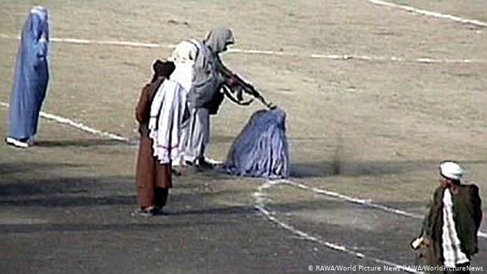 Geety_Alizadah1's tweet photo. #نویمې_لسیزي_ته_نه_ځو 
#به_دهه_نود_بر_نمیگردیم 
#NotGoingBackToThe90s https://t.co/bVSBBnF6Em