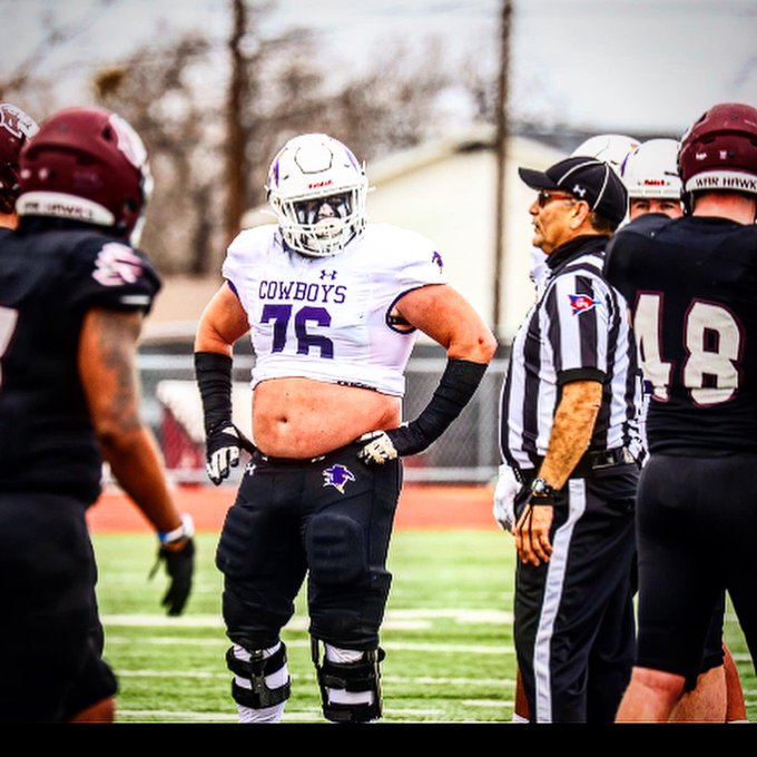 dctf's tweet photo. Linemen Appreciation Tweet.

😎 @Hmoore7678 https://t.co/NsBTAt6H4R