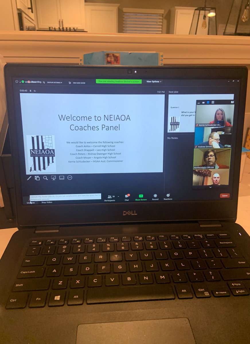 KSchluRosati's tweet photo. Talking softball tonight🥎 Great discussion w/ coaches & umpires. Working together to prepare for the season! Thank you @leosoftball @CarrollSoftball @Softball_AHS for assisting tonight! Great facilitating @cindybice! #ThisIsYourIHSAA #MaskUpIndiana #INitTogether @IHSAA1 https://t.co/EBWnj1mA9E