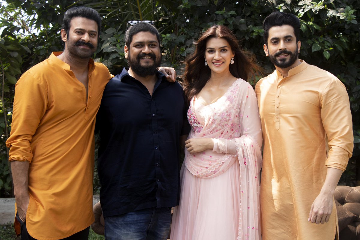 mesunnysingh's tweet image. Joining the celebration of good over evil, excited to be a part of the #Adipurush family ♥️
#Prabhas #SaifAliKhan @kritisanon @omraut #BhushanKumar @vfxwaala @rajeshnair06 @TSeries @retrophiles1 #TSeries