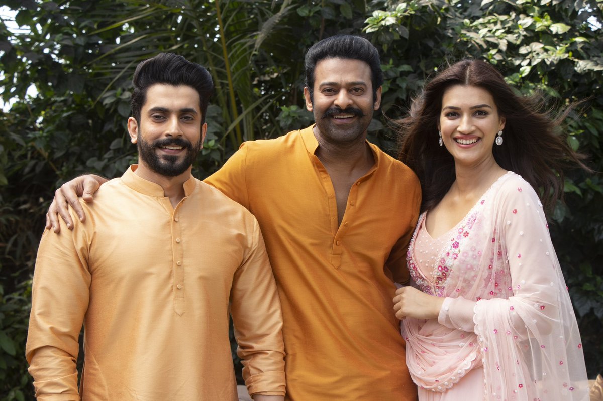 mesunnysingh's tweet image. Joining the celebration of good over evil, excited to be a part of the #Adipurush family ♥️
#Prabhas #SaifAliKhan @kritisanon @omraut #BhushanKumar @vfxwaala @rajeshnair06 @TSeries @retrophiles1 #TSeries