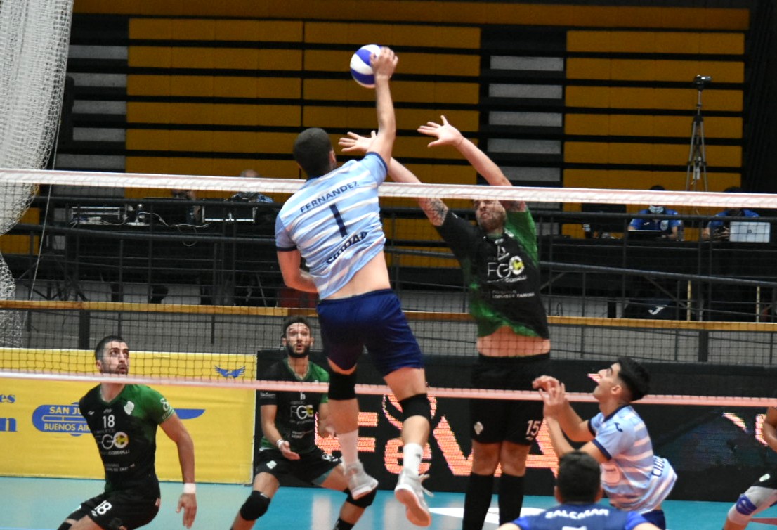 VoleyACLAV's tweet photo. #LVA 20/21 || Cuartos de Final || ¡Final del partido! @CiudadVoley 3-0 @VOLEYDEFEBANF || 25-22, 25-18 y 25-18 https://t.co/hcOUJkkzuO
