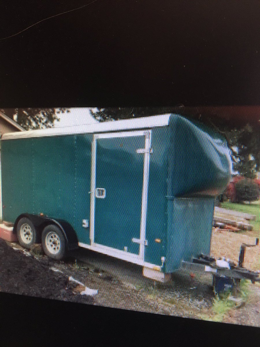 The Carlton Observatory Telescope trailer was stolen last night from a property on Bald Peak Rd at Laurelwood Rd

(more info below)

Link to post for updates m.facebook.com/story.php?stor…