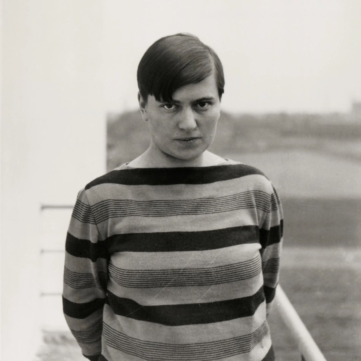 Marianne Brandt was an authentic pioneer, the first woman admitted into the metalworking program at the #Bauhaus. She fully embraced the Bauhaus's move toward functionalism, as expressed by Walter Gropius slogan "Art and Technology - A new Unity".