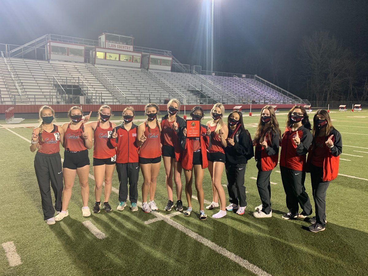 CabotTrack_XC's tweet photo. Won both divisions at Searcy Lion Relays. Great day to get better. Proud of these kiddos. @CabotAthDept https://t.co/j9smq4N3yZ