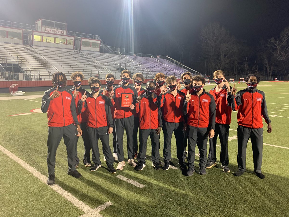 CabotTrack_XC's tweet photo. Won both divisions at Searcy Lion Relays. Great day to get better. Proud of these kiddos. @CabotAthDept https://t.co/j9smq4N3yZ