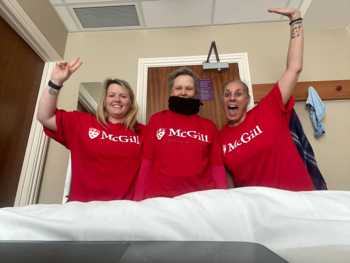 What an amazing gift from <a href="/sudantherhino/">Sudan the Rhino fans</a> 
<a href="/mcgillu/">McGill University</a> memorabilia where Laraine graduated 🙌🏽 Thank you so much you lovely lady you 🙏🏽 Laraine was so happy and thankful ❤️ The smiles say it all ☺️ <a href="/sarahleavittcbc/">Sarah Leavitt</a> bringing a bit of Quebec to London UK 🤩 #McGill #memories