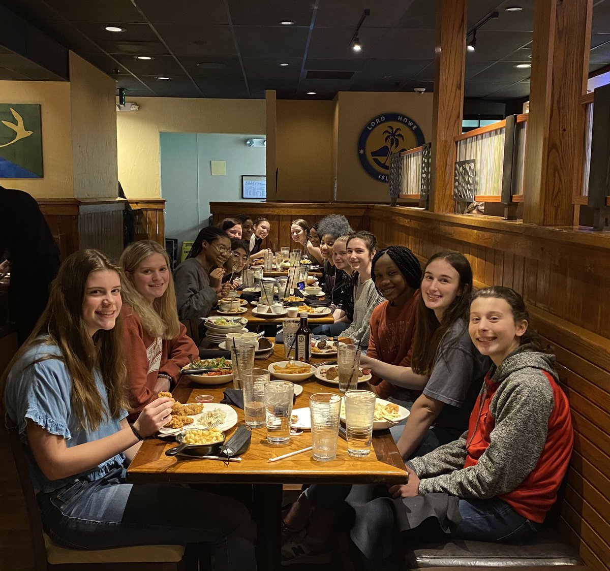 Thanks Rhs Booster club and @RussellvilleAD for always taking care of our athletes!! #outback #biggameintheAM