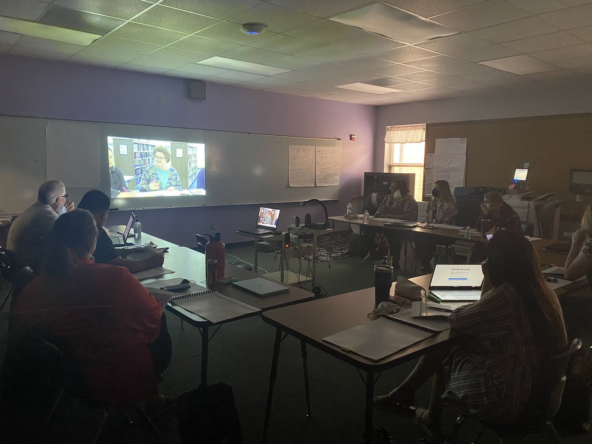 DrMelSkinner's tweet image. #STAAR redesign here we come @gonzales_isd #teksguide digital version to support new standards #verticalalignment  #LeadershipDevelopment