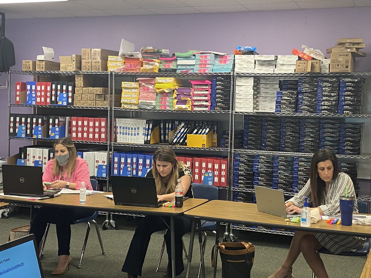 DrMelSkinner's tweet image. #STAAR redesign here we come @gonzales_isd #teksguide digital version to support new standards #verticalalignment  #LeadershipDevelopment