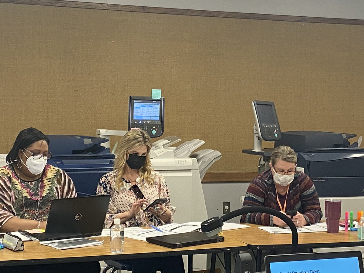 DrMelSkinner's tweet image. #STAAR redesign here we come @gonzales_isd #teksguide digital version to support new standards #verticalalignment  #LeadershipDevelopment