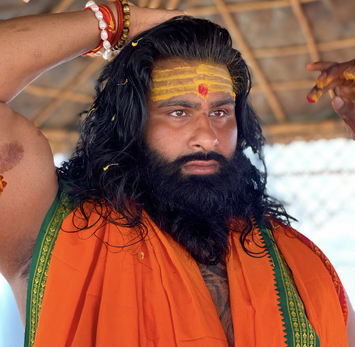 VeerMahaan's tweet photo. अज्ञानान्धकनाशनं शुभकरं विध्यासु सौख्य प्रदम्।
सर्व सर्वपति महेश्वर हरं मृत्युंजय भावये।।#harharmahadev 🙏🏾 https://t.co/dwklVZ7lhh