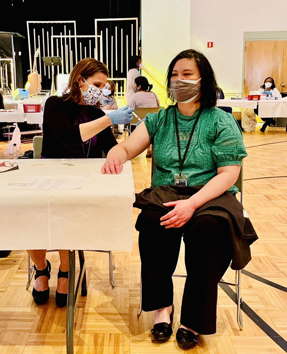 WakeGOV's tweet image. Check out who’s getting the shot AND who’s giving it! That’s State Health Director, Dr. @betseytilson vaccinating @WakeGov Commissioner Maria @CervaniaNc today at an awesome partnership event with @CentroHispanoNC!  281 shots in arms! #access #fastandfair #together #VaccinateWake