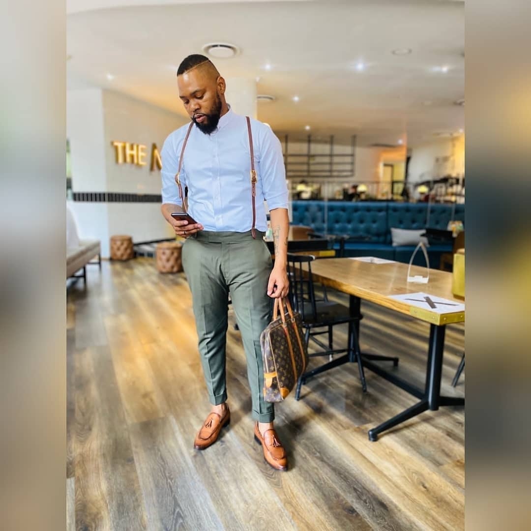 Henrietta_za's tweet photo. Still on Green🌿🌿🌿
::::::::::::::::::::::::::::::::::::::::::::::
Luxury Lifestyle 👏🏻👏🏻👏🏻
::::::::::::::::::::::::::::::::::::::::::::::
Henrietta X Calvin_N .
::::::::::::::::::::::::::::::::::::::::::::::
I🖤AM🖤THE🖤CULTURE

#Suits
#LadiesWear 
#Menswear 
#Gentlemen https://t.co/shIAGQNzN3