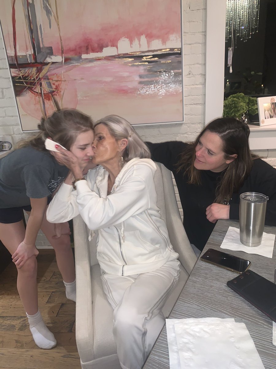 SamanthaOverma1's tweet photo. Always the 3rd wheel! #3rdwheel #imoverhere https://t.co/pBUdM0NHB6