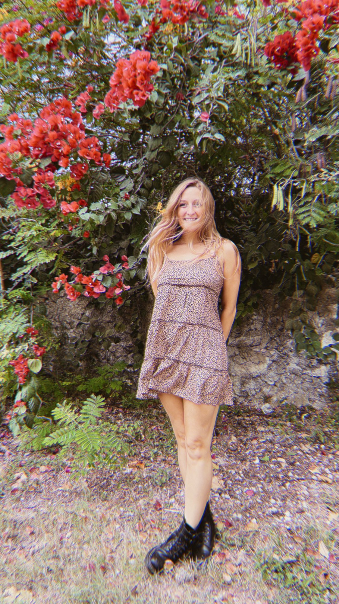 TW Pornstars - 1 pic. Molly Pills. Twitter. 🌿🌷🌾 👖👖👖. 2:39 AM - 12 Mar 2021