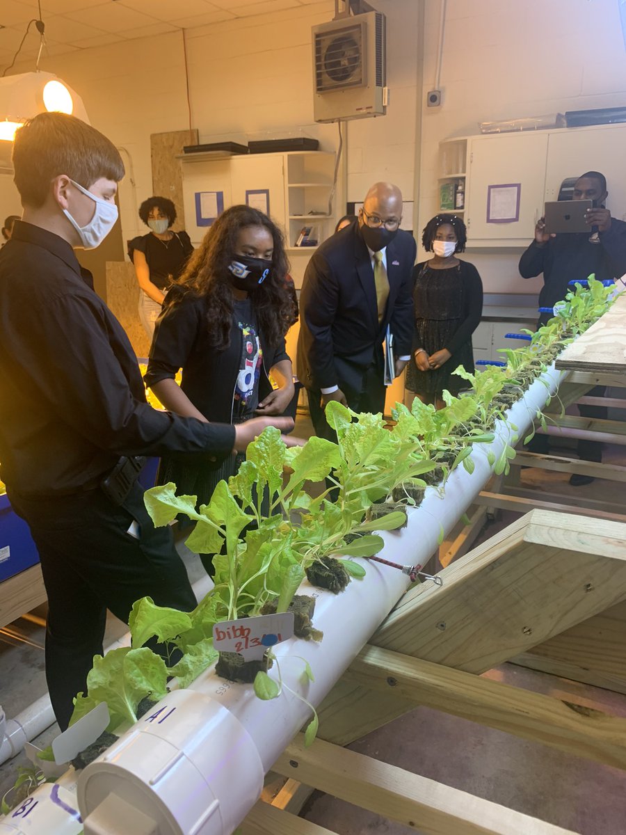 Sito Narcisse tweet media