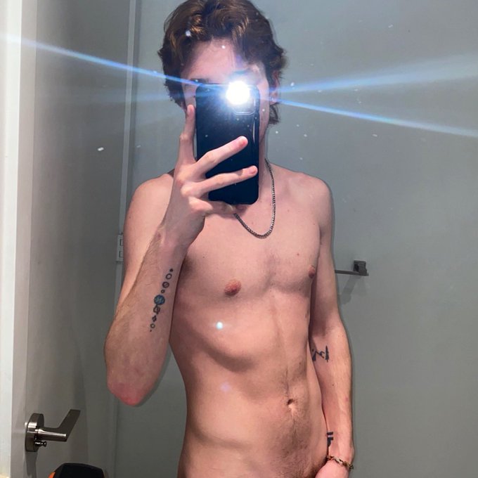 March 2020 vs March 2021😅 https://t.co/jycSmM5vKq ✨ https://t.co/1GFdmazAh3<a href="/tag/newprofilepic"class="tags"><span>#newprofilepic</span></a>