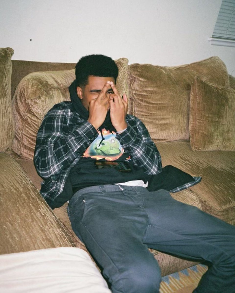 TheLastApollos's tweet photo. Happy Birthday to the G.O.A.T @yaboinilo https://t.co/Pf7rXqZzwB