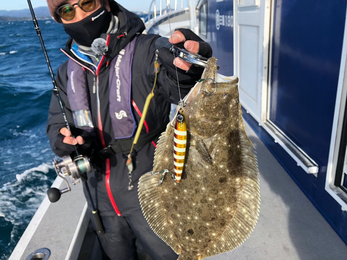 ガッ釣り関西 明日3 13放送の ガッ釣り関西 は 三重県鳥羽沖 マイクロベイトパターンの青物を狙う をお送りします 三重県鳥羽沖の青物は この冬 ちっちゃなイワシを餌としています ガッ釣り関西 イワシパターン マイクロベイト 青物ジギング