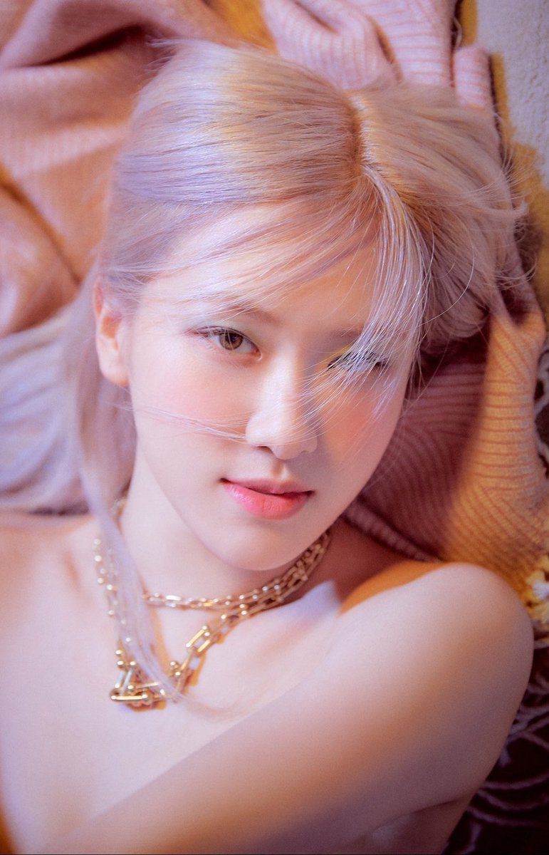 roseannepics's tweet photo. ETHEREAL BEAUTY https://t.co/O67vMjltFq