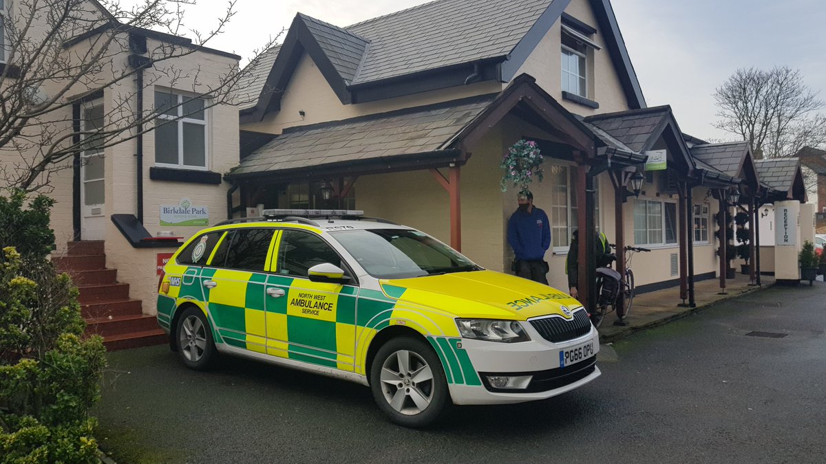🚑 Calling all paramedics. It's 'chippy Friday' at Birkdale Park Nursing Home 6 lulworth Road Birkdale PR8 2AT. Stop and call in for a chip butty lunch on us. We know your busy so just pull up and knock on the door. We all think you are wonderful doing an amazing job👍❤️