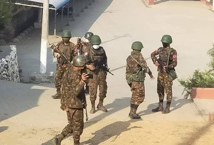 SdhzSunshine's tweet photo. Terrorists are stationing at MINTAT hospital , Chin State. Hospital is not a place for military station!!
UNSC ACT NOW
#WhatsHappeningInMyanmar
#Mar12Coup https://t.co/swZIbECBoy