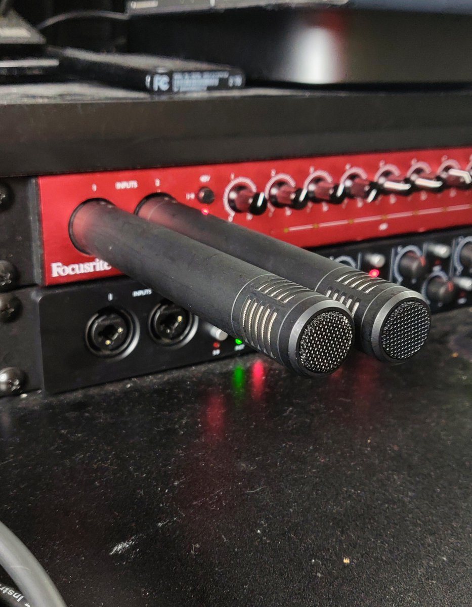insanerainmusic's tweet photo. What if I told you...

... you could record in stereo...

... with no XLR cables? https://t.co/VeaJvadzNj