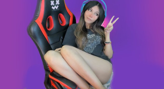 Los estoy esperando owo https://t.co/AX3LLOpA1r https://t.co/NC07cpjukv