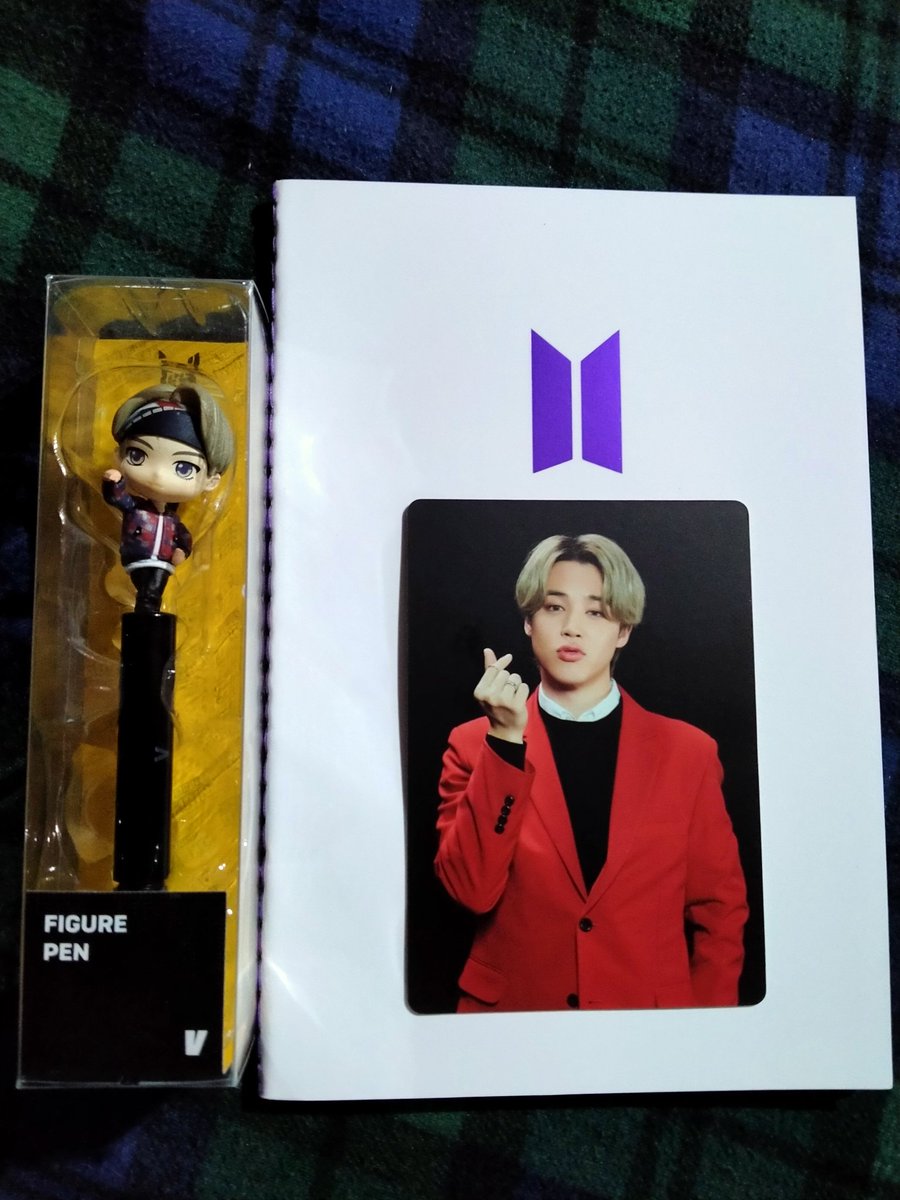 chrstn7bellen's tweet photo. Thankyou so much po @MerchDropBam π Nakauwi na po prize ko from VMin ga~
Super nakaka happy, galit na galit sa purple bubblewrap, super duper secured! π Salamaaaat poπ
#MianhaeWallet #MMBFeedback #MerchDropBamGA https://t.co/NhKXUOMsgR