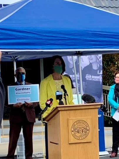 JRfromCupertino's tweet image. Thank you @SupCindyChavez @SusanEllenberg @mtnviewellen @RodSinks @sylvialeong408 @JustinLardinois @AliSapirman @lamnguyencomms @neil_park_ @nakniart for pushing for Santa Clara County to receive its fair share of vaccines for vulnerable communities! #vaccinequity