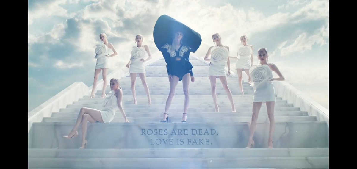 Ky_Cabbit's tweet photo. Boom!Rose is breaking the Internet!😱😱😱
#streamRose
#OnTheGround
#OnTheGroundTODAY https://t.co/6QqYya9Rjg