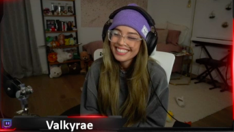 tiffeeno's tweet image. the queens of the #SCUFFEDPod tonight &amp;lt;3 &amp;lt;3