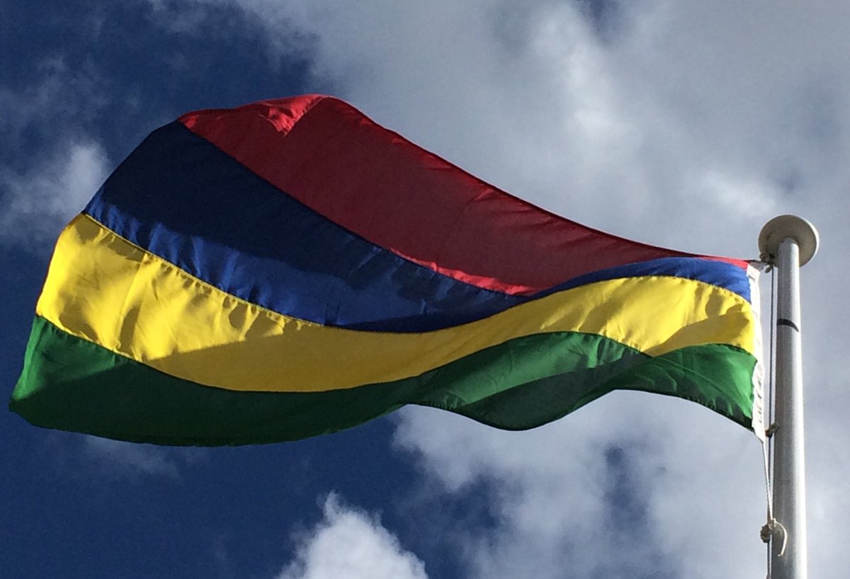 AndrewGWhitnall's tweet photo. Iโm flying the #flag of #Mauritius ๐ฒ๐บ for its #IndependenceDay. The Indian Ocean island nation gained independence from the United Kingdom on this date in 1968. Flag from @mrflag ๐ด๓ ง๓ ข๓ ท๓ ฌ๓ ณ๓ ฟ.
#FourBands #LesQuatreBandes
#vexillology #vexillologie https://t.co/etVXLRDd08