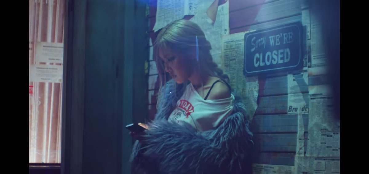 I worked my whole life 
ฉันทำงานมาทั้งตลอดชีวิต
Just to get high , just to realize 
เพื่อให้ไปยืนจุดที่สูงสุด แล้วฉันก็ตระหนักได้ว่า
Everythigh i need is on the ground
สิ่งที่ฉันต้องการ ก็คือการเป็นเหมือนคนปกติ

เนื้อเพลงคือน้องแชงมาก งือ~~~ น้องพยายามมาตลอด💖💖
#OnTheGroundTODAY