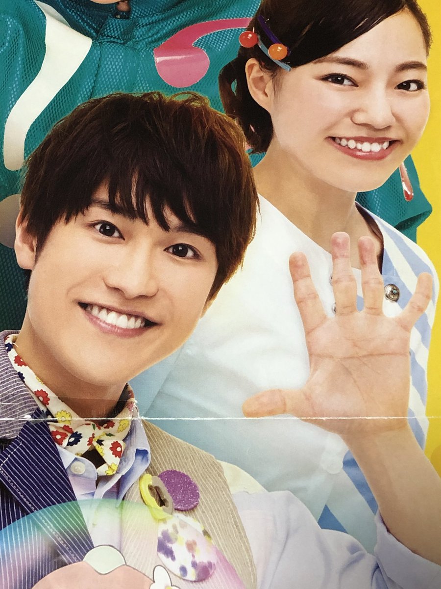 かおりんご 何気に昔のポスターのゆういちろうお兄さんの手を見たら おや ますかけ線 おかいつ