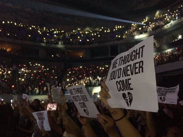 5SOSPHOfficial's tweet image. #SLFLManila #Project5SOSPH 💙🇵🇭