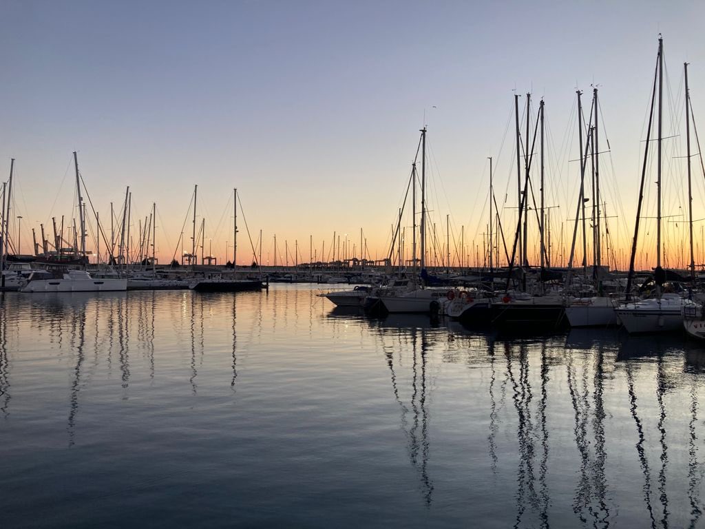 ValenciaMar4's tweet image. Por fin viernes!!!👏🏻👏🏻👏🏻😎

#valenciamar #ganasdenavegar #welcomweekend #porfinviernes🙌 #sailinglovers #loveyachting