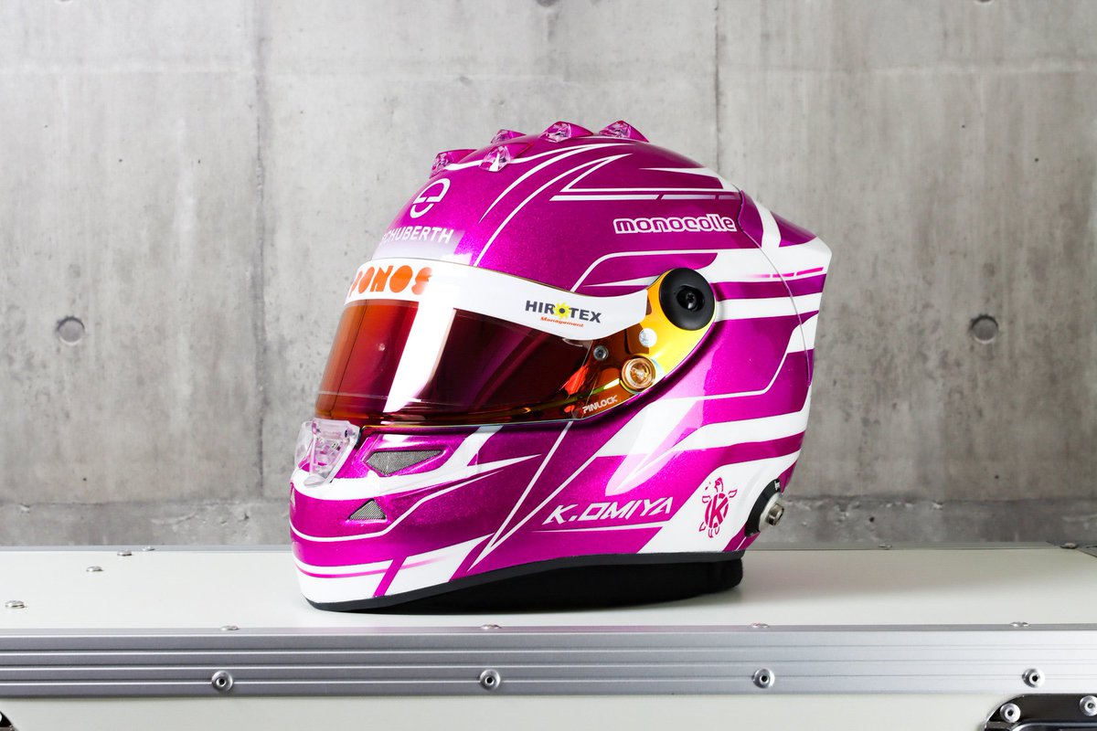 monocolle_shop's tweet photo. シューベルトSP1カーボンヘルメットを恐らく日本で初めてペイント
マックスフェルスタッペン選手に負け無いカッコ良さです!
https://t.co/cZ5KK8RJB0
#monocolle #akeys #SCHUBERTH https://t.co/VnfV4VURG3