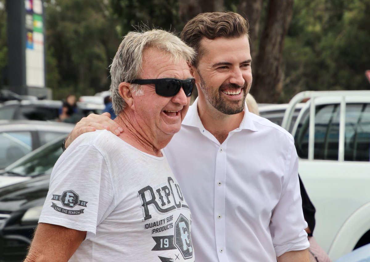 Eliza Laschon tweet media