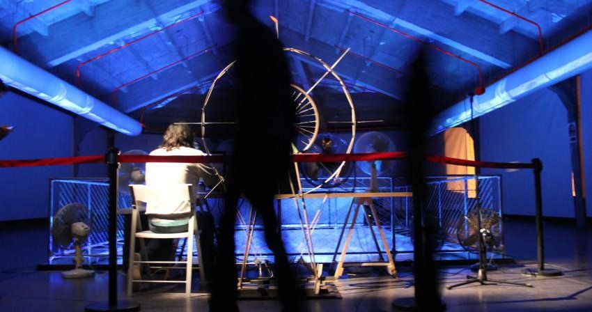 TransitCultura's tweet image. .@mestresbcn defiende la existencia de labs en las ciudades como clave para mantener su pulso cultural. Aquí, cuatro argumentos a favor de la continuidad de  @MedialabPrado de Madrid
opendemocracy.net/es/laboratorio…
 #SaveTheLab #WeAreTheLab @SaveTheLab