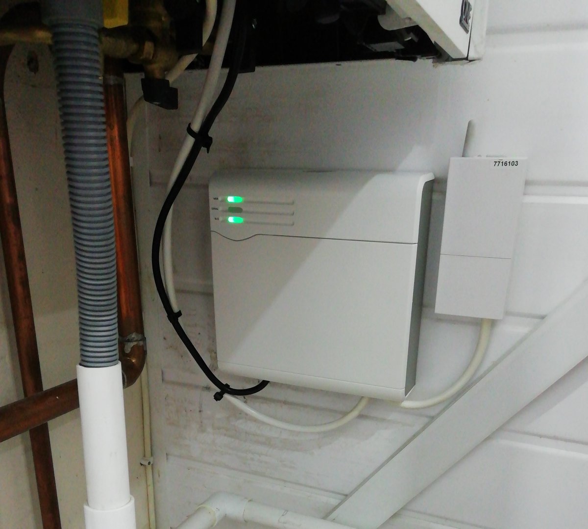 statusheating tweet media