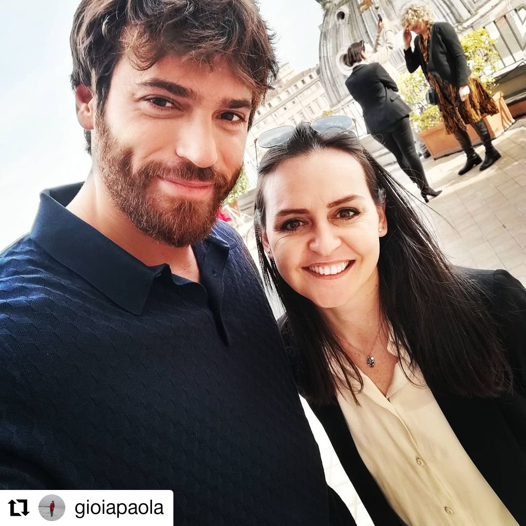 vibes_bycris's tweet photo. Can Yaman Italy ๐ฎ๐น ๐คณ
#Repost @gioiapaola
โข โข โข โข โข โข
Piazza Venezia
#canyaman #spot #tv #job #set
#ciaoamiche #ciaoamici #turchia #roma #meproduction https://t.co/NgoIFEy3NR
