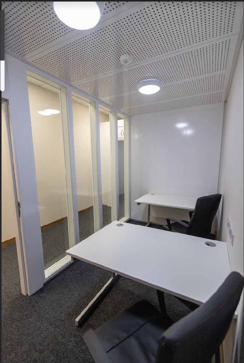 85Vision's tweet photo. Cubicle hire at Hub17 in The Portlaoise Plaza on https://t.co/p40UTp3BHw #remoteworking #flexiwork #coworking #business #office #laois #startup #student https://t.co/paFUcIL8yI