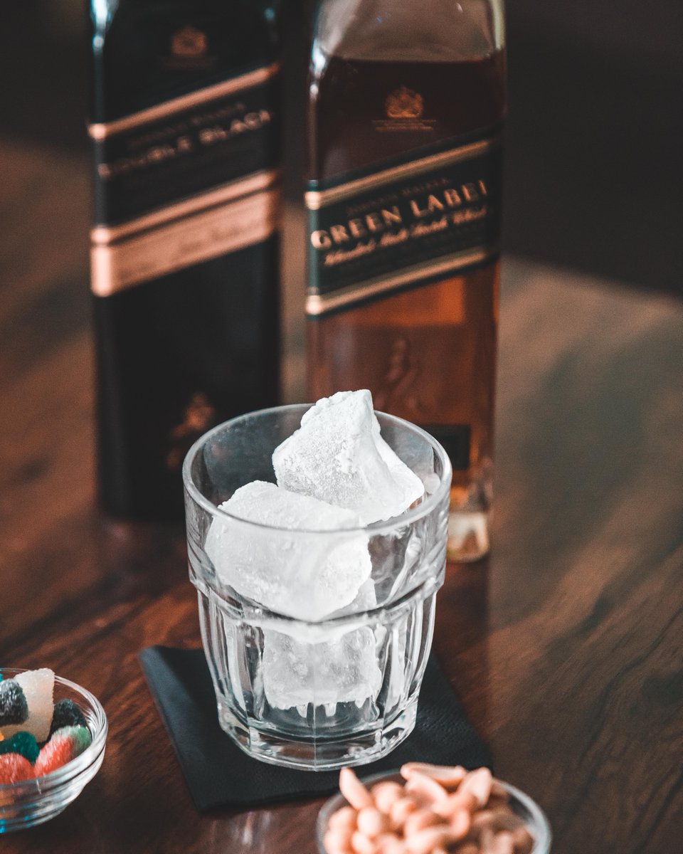 🍸🥃 Te estamos esperando para servirte tu bebida favorita y disfrutar del fin de semana juntos.
Recuerda que nuestro nuevo horario es de 13.00 a 18.00h 

#Marbella #MilladeOro #Thastlife #VeranoEterno #CostadelSol