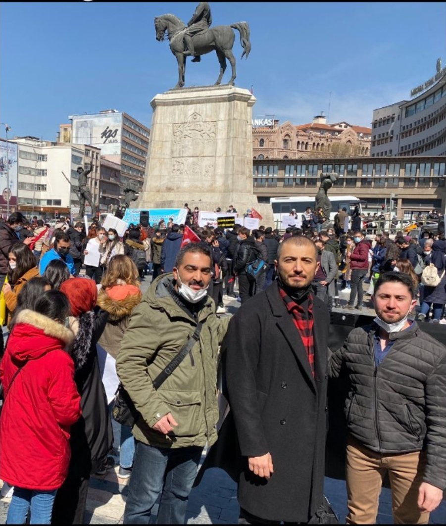 Hocawebde's tweet photo. Ek atama öğretmenlerimizin en doğal hakkıdır. Kıymetli öğretmenlerimizin her zaman yanındayız. #OEgrtUlustaEk40BnUfukta https://t.co/5nxZatX8Ng