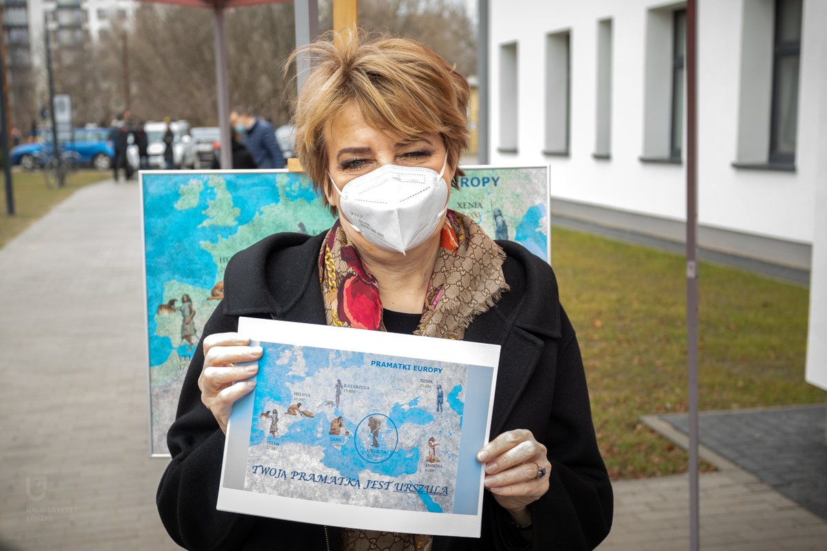 unilodz's tweet photo. Pani Prezydent @hannazdanowska i Pani Rektor Elżbieta Żądzińska mają jedną matkę! Tzn. pramatkę, Europy, dla ścisłości (tzw. Urszula)😊@LodzBiobank zaprasza do oddawania materiału biologicznego i wspierania badań nad chorobami cywilizacyjnymi Polaków! https://t.co/xXZxt8vtc7