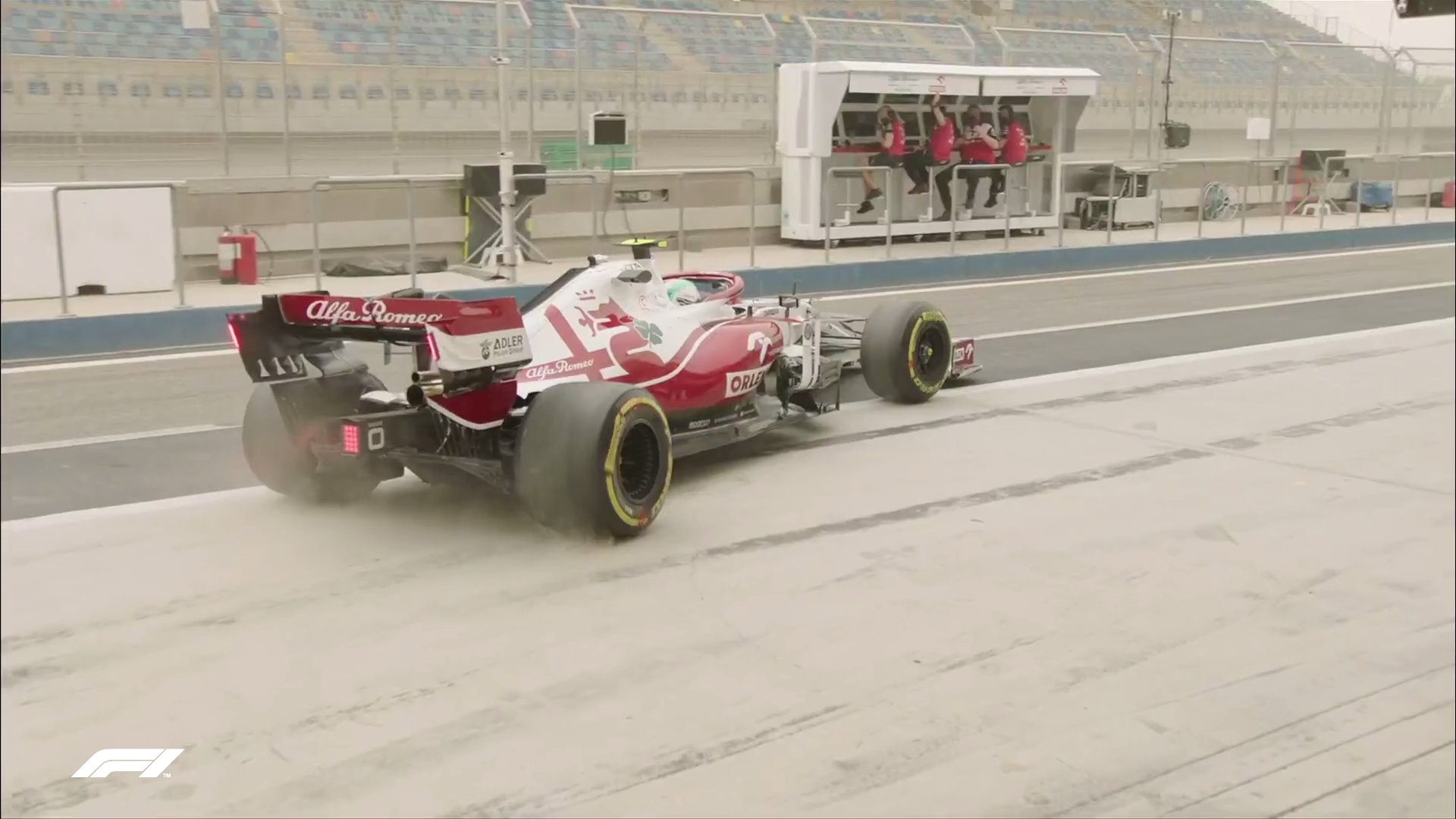 EwR5ePCXEAMZYnu?format=jpg&name=large